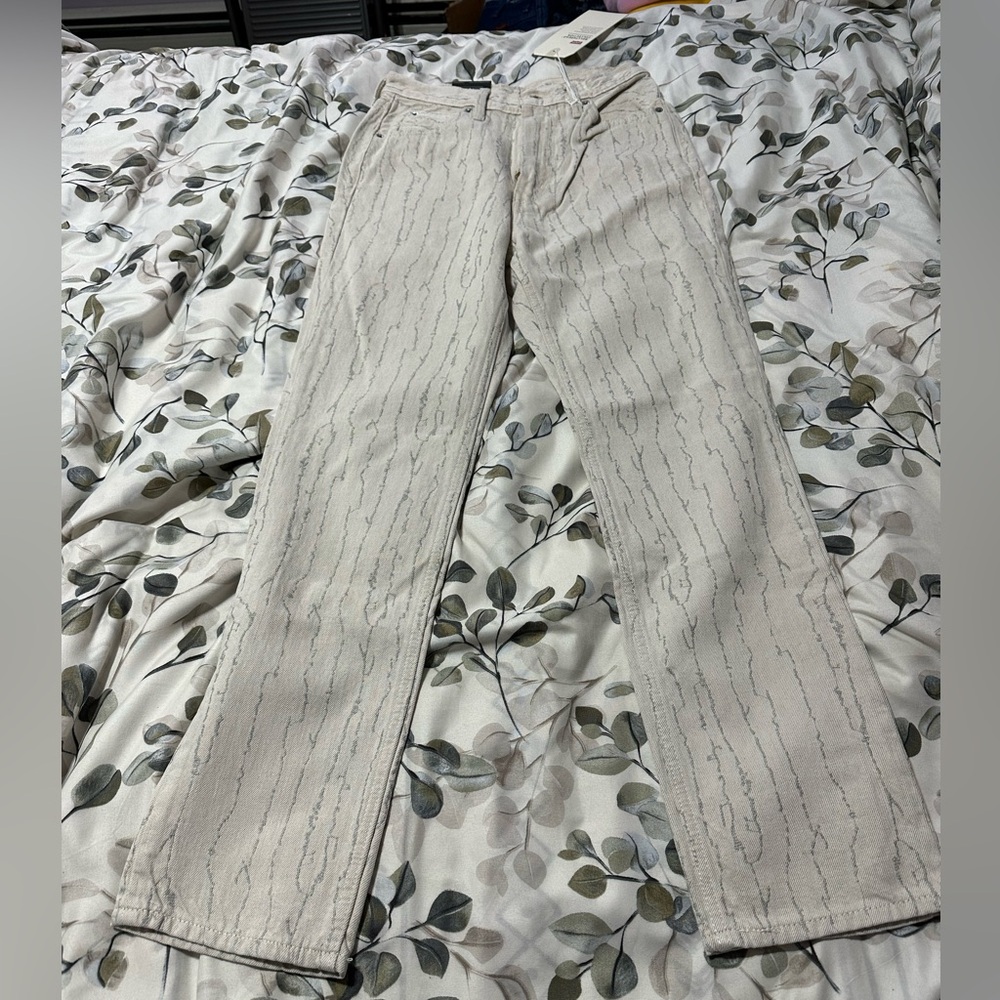 levis wellthread straight leg jeans
